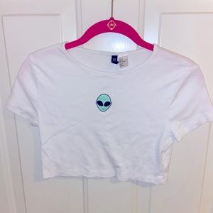 Cropped White Alien T-Shirt from H&M